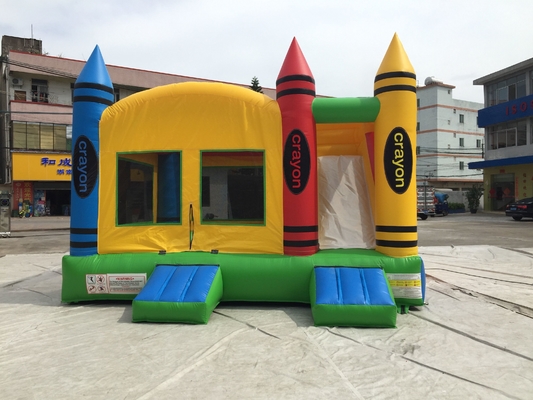 Castillo inflable del partido al aire libre interior combinado con los niños de la diapositiva que saltan a la gorila