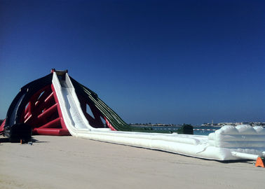 blanco rojo del PVC del tobogán acuático inflable gigante largo del exterior de los 75m con Bolwer