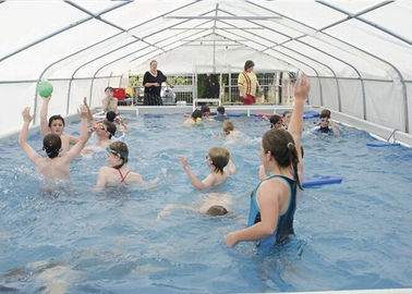 Parque de atracciones del tobogán acuático del verano sobre uso del equipo del patio de la piscina del metal de la tierra