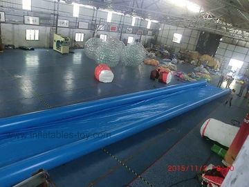 Tobogán acuático inflable gigante de la ciudad de Comercial del acontecimiento azul de la calle con el carril de Singel