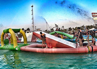 El agua de la familia parquea para la diversión, parque inflable del agua de las ondas del verano para los niños/adulto