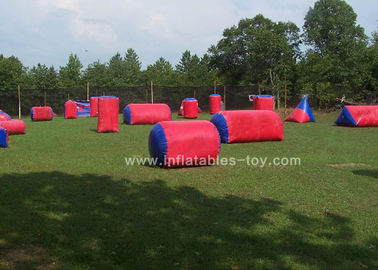 Bola inflable de la pintura del campo del Airball del color rojo de los juegos de los deportes del tamaño de encargo para los niños