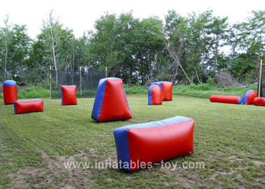 Bola inflable de la pintura del campo del Airball del color rojo de los juegos de los deportes del tamaño de encargo para los niños