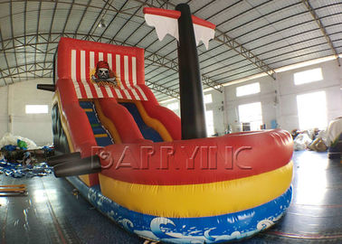 Barco inflable rojo del pirata/patio inflable del barco pirata de la ciudad inflable de la diversión