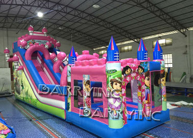 Diapositiva inflable comercial de la historieta rosada de Dora con el castillo animoso/la diapositiva animosa