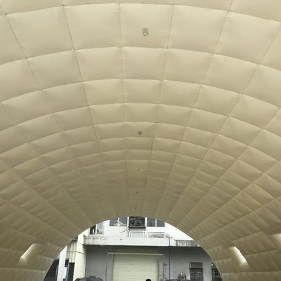 Tienda inflable del túnel de lavado al aire libre grande portátil apretado del aire para el campo de fútbol