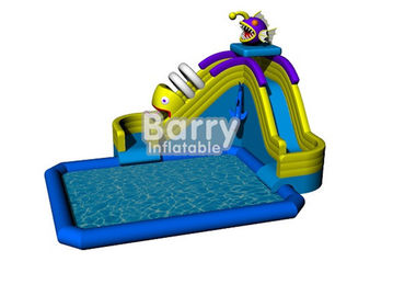 La aguamarina divertida parquea los juegos del agua, parque inflable del agua de la piraña barata con la piscina para la tierra