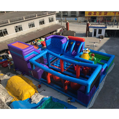 Parque inflable interior de los adultos de los niños N con el juego del deporte de las carreras de obstáculos dentro