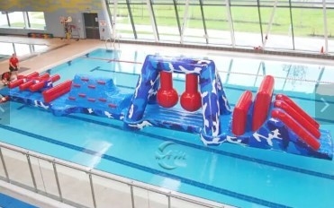 obstáculos flotantes inflables de los juegos inflables de la carrera de obstáculos del agua del PVC de 0.9m m