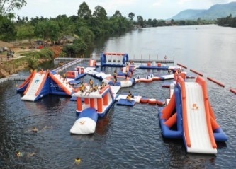 0.9mm PVC Inflables Parque acuático flotante Curso de obstáculos inflables en el agua EN71