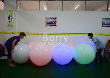 Globos ligeros de control de tacto coloridos de la bola LED de los globos de control de tacto inflables del LED para el partido