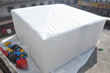 Tienda inflable del blanco el 15x15M, cubo inflable llevado por encargo de la tienda del partido para el acontecimiento