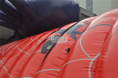Túnel inflable gigante del fútbol del PVC del diseño fresco rojo impermeable de la araña, tienda inflable del túnel