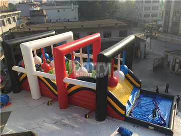 Carrera de obstáculos inflable gigante del OEM, juego de Wrecking Ball para el acontecimiento