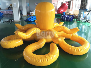 La piscina inflable modificada para requisitos particulares del pulpo amarillo flota para el parque del agua de la aguamarina