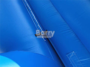Diapositiva inflable gigante de los carriles dobles azules para la piscina de agua ignífuga