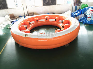 Increíble plataforma de agua inflable Island Water Toys 10 personas sofá flotante inflable con taza de café