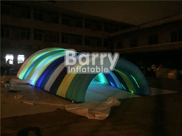 La tienda inflable blanca impermeable para el acontecimiento, modificada para requisitos particulares explota la tienda del túnel del LED