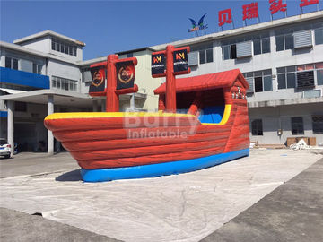 Castillo inflable de la gorila del barco pirata gigante juguetón combinado con la diapositiva