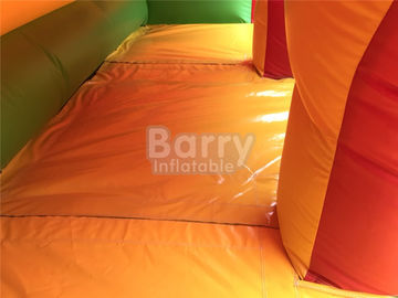 Casa y diapositivas inflables comerciales de la despedida del equipo del partido para los niños