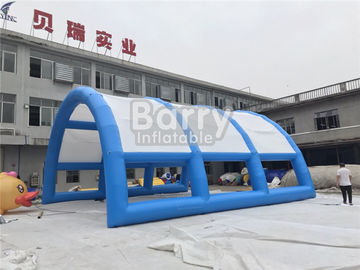 Tienda de refugio inflable durable modificada para requisitos particulares del acontecimiento del tamaño con el túnel
