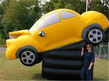 El coche de deportes inflable creativo de lujo de los productos de la publicidad, califica el coche inflable