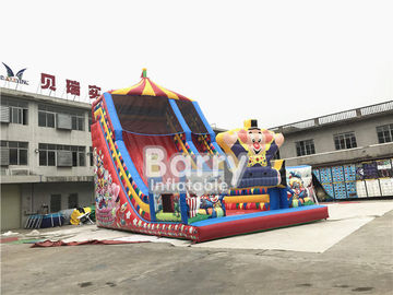 Diapositiva animosa del castillo del niño del payaso inflable comercial inflable popular del patio para los niños