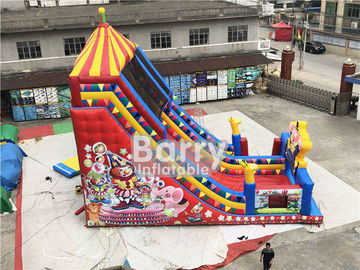 Diapositiva animosa del castillo del niño del payaso inflable comercial inflable popular del patio para los niños