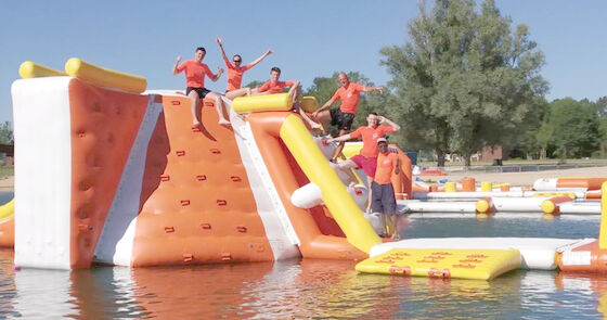 Parque flotante del tobogán acuático del patio trasero de los niños de Aqua Sports Water Park Inflatable