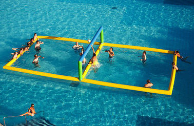 Corte de voleibol inflable del parque inflable comercial divertido de la aguamarina para el agua