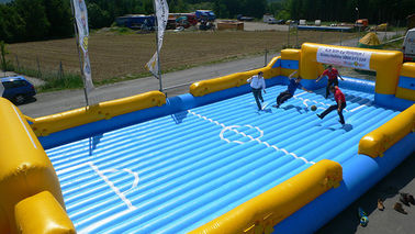 Campo de fútbol inflable divertido, campo de fútbol inflable del agua para el adulto