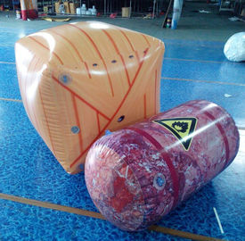Campo inflable interesante de la arcón de Paintball, caja inflable inflable del barril de aceite de la caja inflable del PVC de la lona