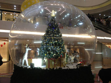 Bola inflable clara gigante de la nieve de los productos de la publicidad del PVC para la Navidad