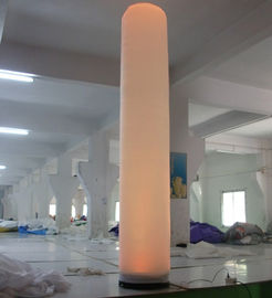 Columna inflable comercial grande aprobada EN71 con la iluminación del LED