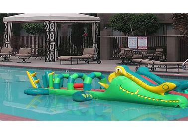 La flotación al aire libre inflable de los juguetes explota la carrera de obstáculos para el parque del agua