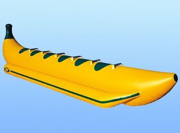 El barco inflable amarillo juega el tubo remolcable del juego del agua del plátano de 6 personas