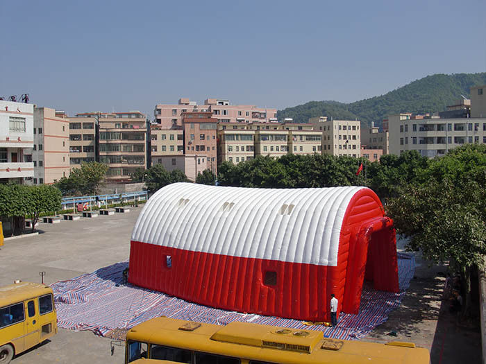 Tiendas inflables al aire libre modificadas para requisitos particulares del garaje de la tienda inflable resistente al fuego