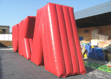 Palabras inflables gigantes rojas de las muestras de los productos inflables de la publicidad para el lugar al aire libre