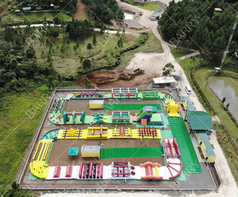 PVC resistente al fuego de grado comercial 5 km obstáculo 5k carrera inflable para niños adultos con soplador de aire