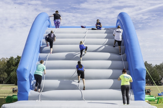 Pvc Tarpaulin Comercial Insano 5km Inflatable Correr con soplador de aire para eventos Comercial