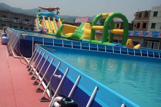 Logotipo creativo personalizado Impreso Parque acuático curso de obstáculos de agua flotante juguetes acuáticos flotantes para piscina de marco de metal