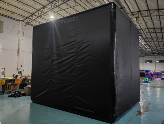 Tenda de entrenamiento de golf inflable de swing completo Evento de juego deportivo Golf Sim Bay Recinto de simulador de golf inflable