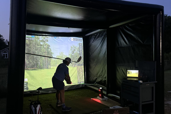 Cajera de entrenamiento de golf portátil simulador de golf inflable proyector tienda de tiro con pantalla