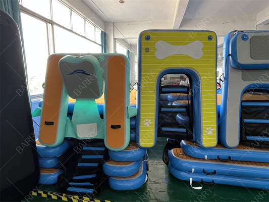 Rampa de agua para perros inflable hecha a medida Rampa de salida flotante para deportes acuáticos