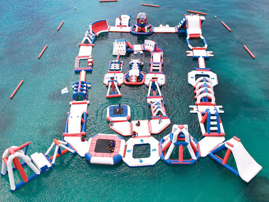 Parque acuático flotante inflable de PVC personalizable con kits de reparación OEM / ODM Disponibilidad