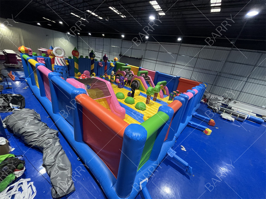 Parque acuático al aire libre Parque temático de juegos de agua inflables Parque de juegos interiores Parque de trampolines