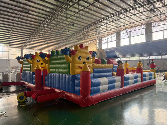 Parque temático inflable personalizado para patios de recreo comerciales Certificado EN71