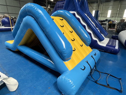 Tobogán de escalada y torre de agua inflable para lago, tobogán acuático flotante inflable de venta directa de fábrica para parque acuático