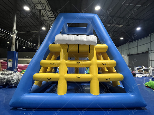 Parque acuático de nuevo diseño torre de escalada inflable tobogán flotante de agua para parque acuático juegos de agua inflable para niños y adultos