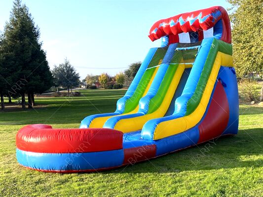 Esquí acuático inflable con piscina, niños al aire libre equipo de juego acuático colorido con fosa de pelota